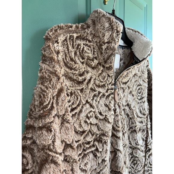 Simply Southern Small Faux Fur Sherpa Quarter Zip Pullover Brown - Picture 3 of 9